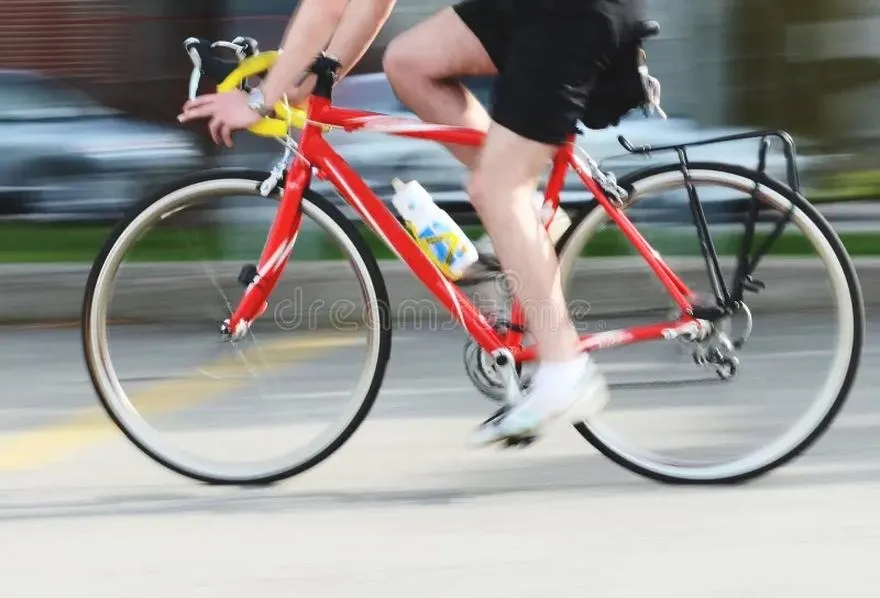 Jak efektywnie pedałować na rowerze – kluczowe techniki i wskazówki