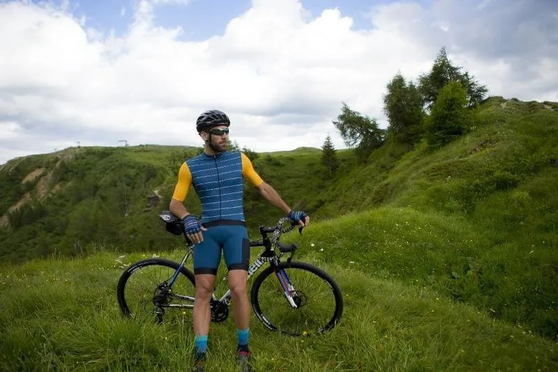 Jak idealnie się ubrać na rower przy temperaturze 5 stopni?