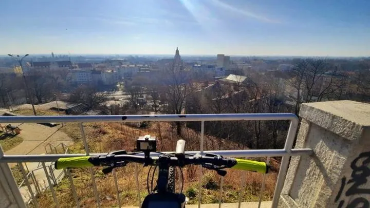 Odkryj najpiękniejsze trasy rowerowe w Gorzowie – raj dla miłośników dwóch kółek