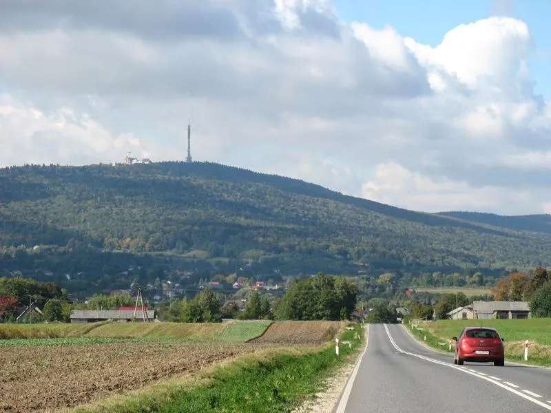 Widoki Gór Świętokrzyskich na rowerze